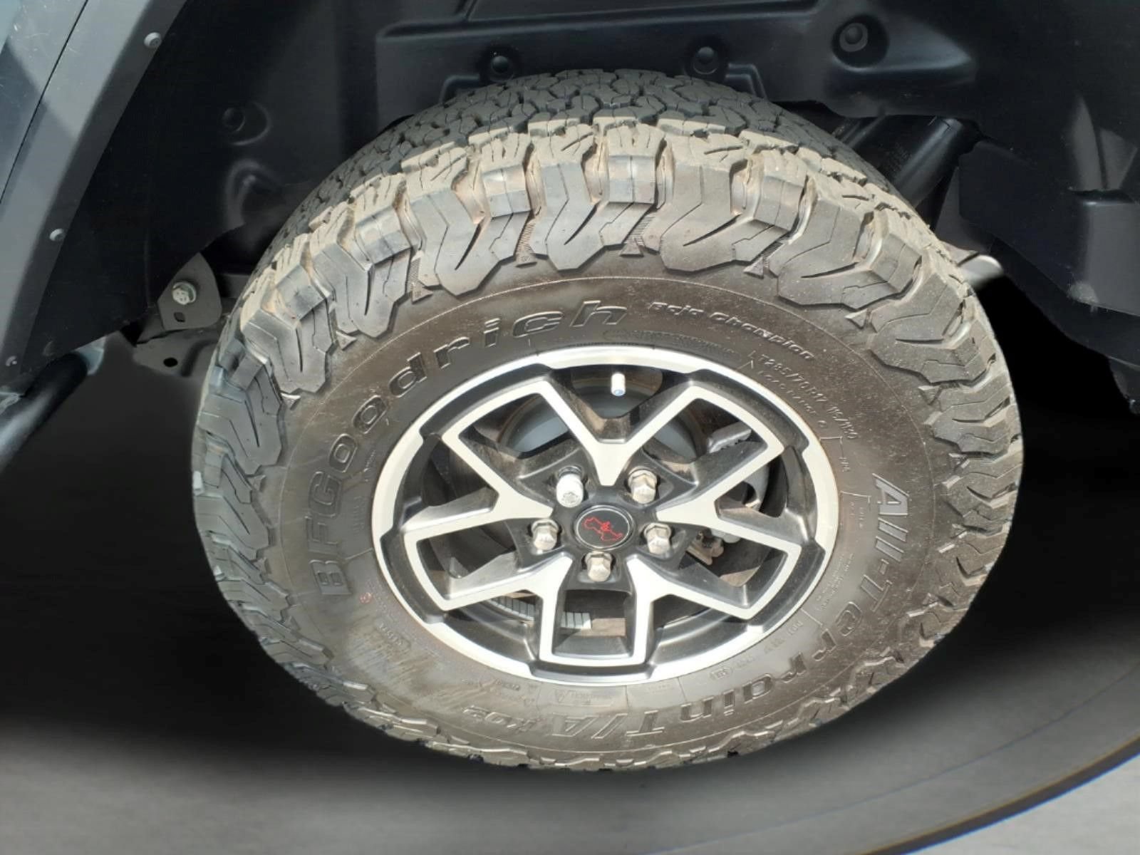 Used 2024 Jeep Wrangler Unlimited Rubicon w/ Technology Group AWD/4WD image 14