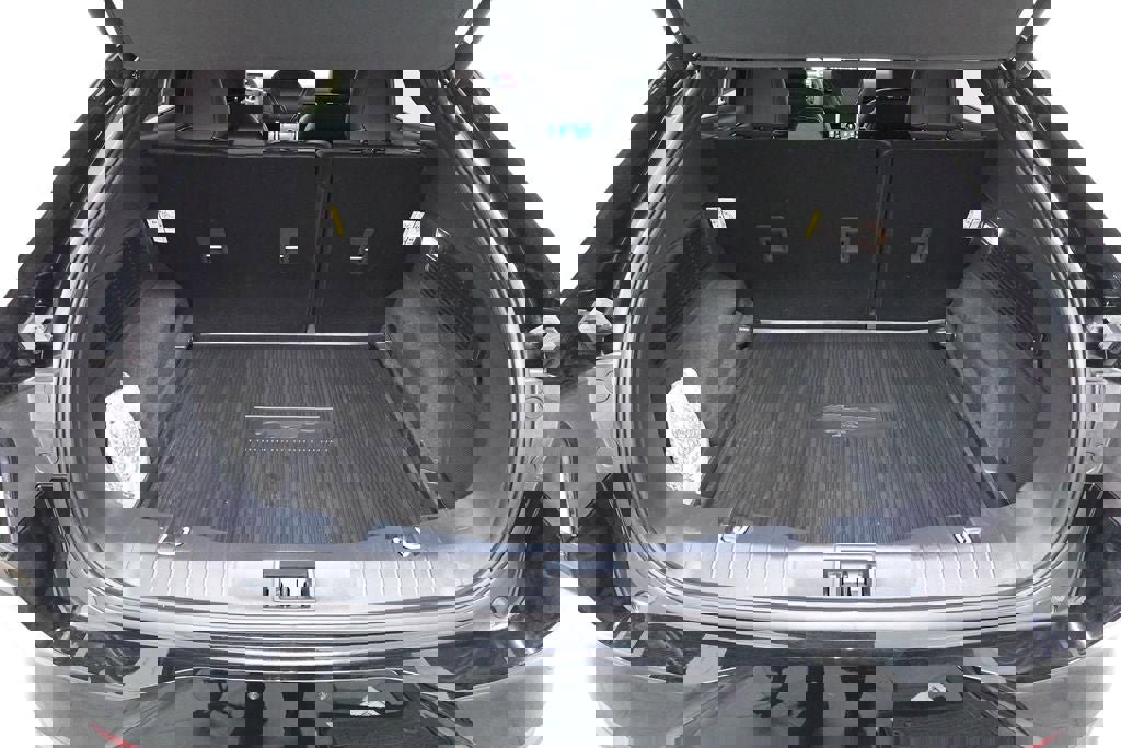 Certified 2025 Ford Mustang Mach-E Premium image 27