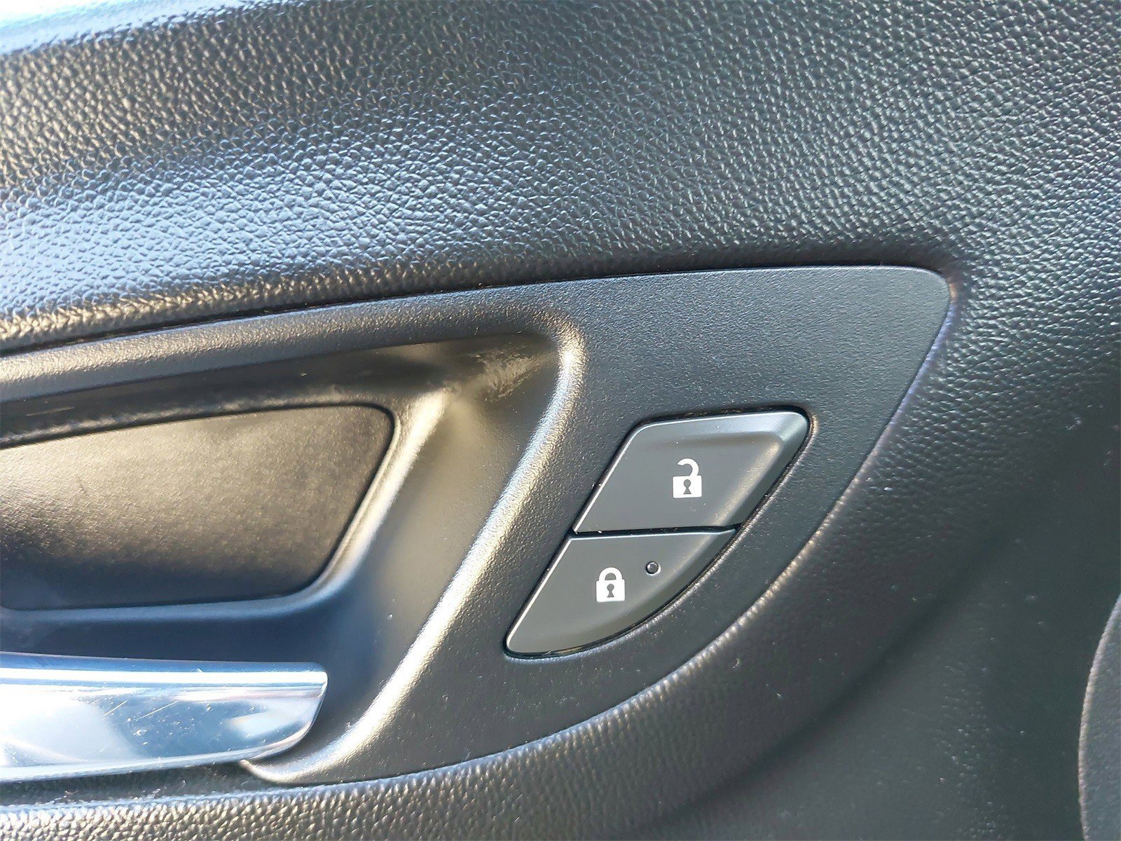 Used 2021 Chevrolet Equinox LT image 33