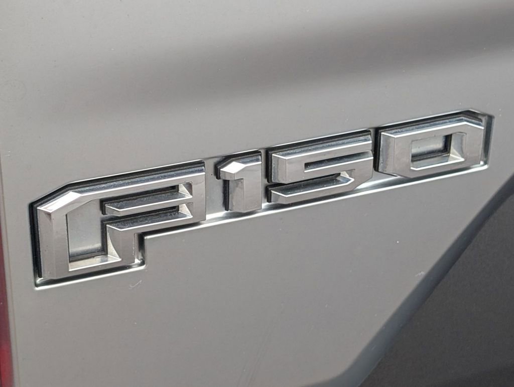 Used 2019 Ford F150 Platinum w/ Equipment Group 701A Luxury image 14