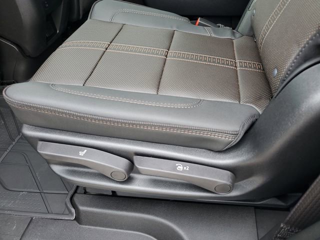 New 2026 Chevrolet Tahoe High Country w/ LPO, Illumination Package image 15