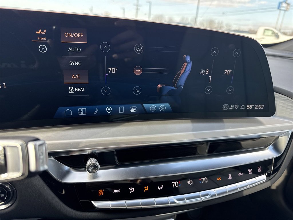 New 2025 Cadillac Lyriq Sport image 19