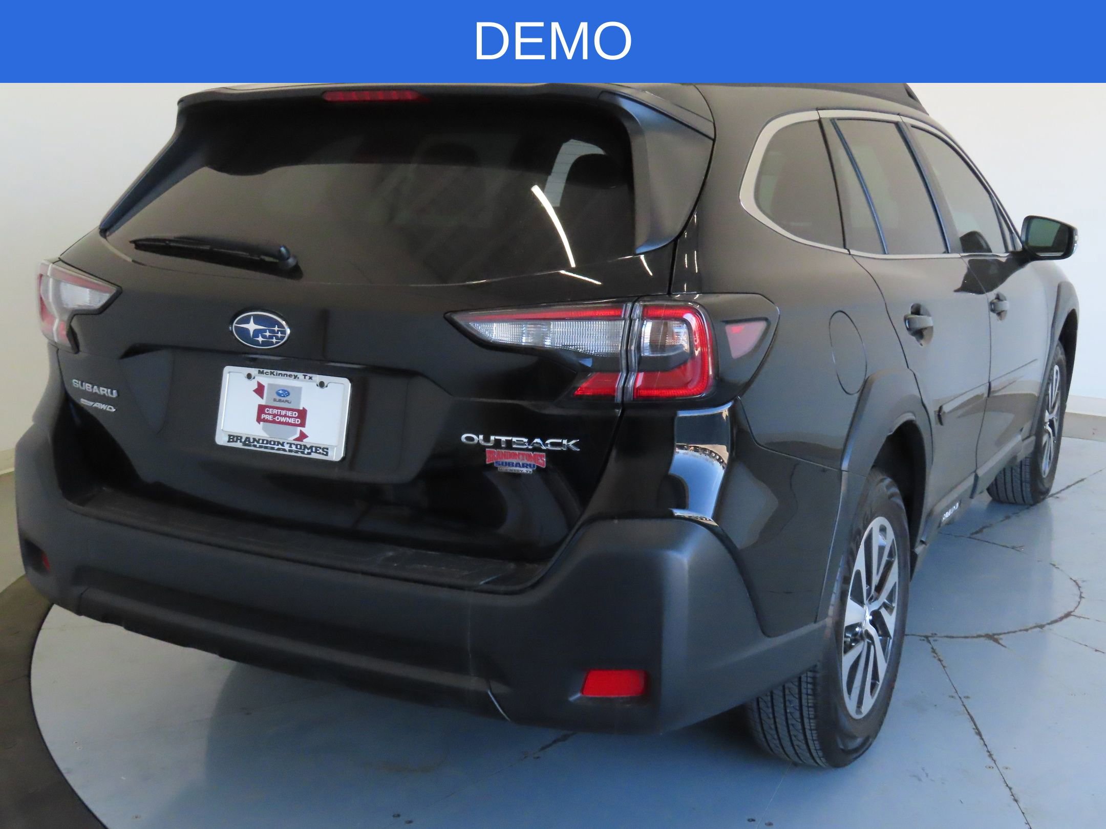 Certified 2025 Subaru Outback Premium w/ Popular Package #1 AWD/4WD image 4