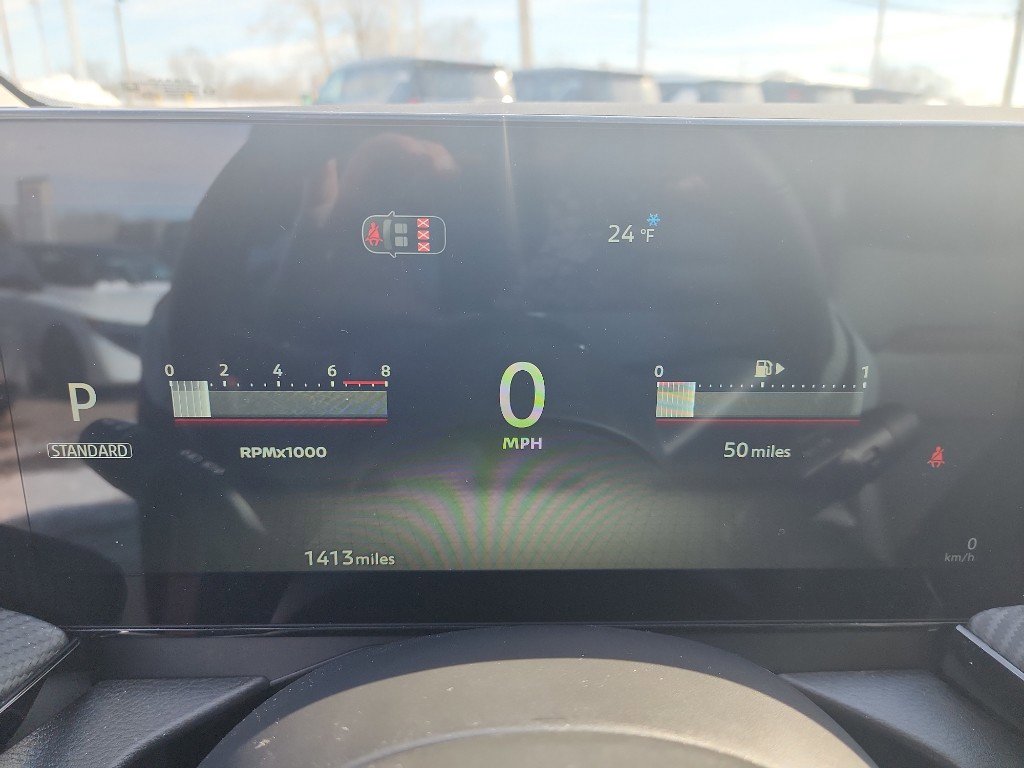 Used 2026 Nissan Kicks SR w/ Cold Weather Package image 14