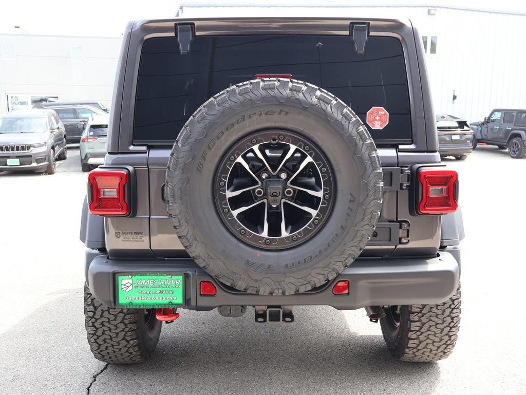 New 2026 Jeep Wrangler Unlimited Rubicon w/ Xtreme 35 Tire Package AWD/4WD image 4