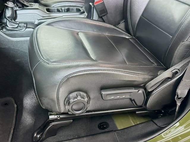 Used 2022 Jeep Wrangler Unlimited Sahara w/ Cold Weather Group image 20