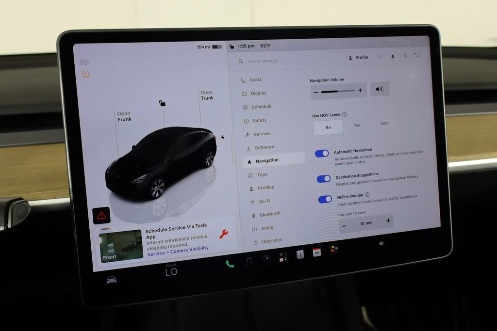 Used 2024 Tesla Model Y Long Range AWD/4WD image 40