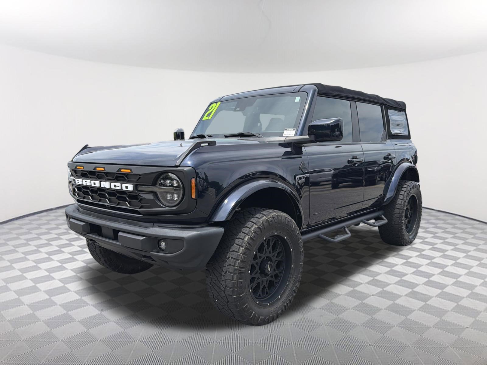 Used 2021 Ford Bronco Outer Banks AWD/4WD image 3