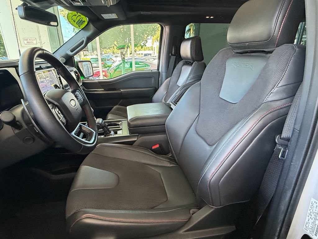Used 2025 Ford F150 Raptor AWD/4WD image 9