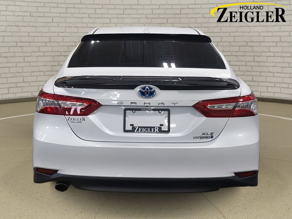 Used 2019 Toyota Camry XLE image 6