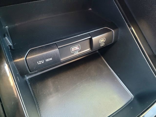 Used 2024 Kia Telluride LX image 13