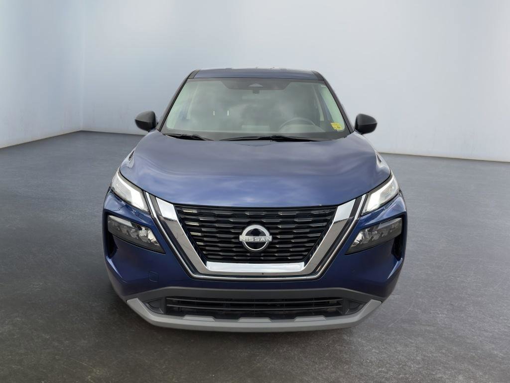 Used 2023 Nissan Rogue S image 8
