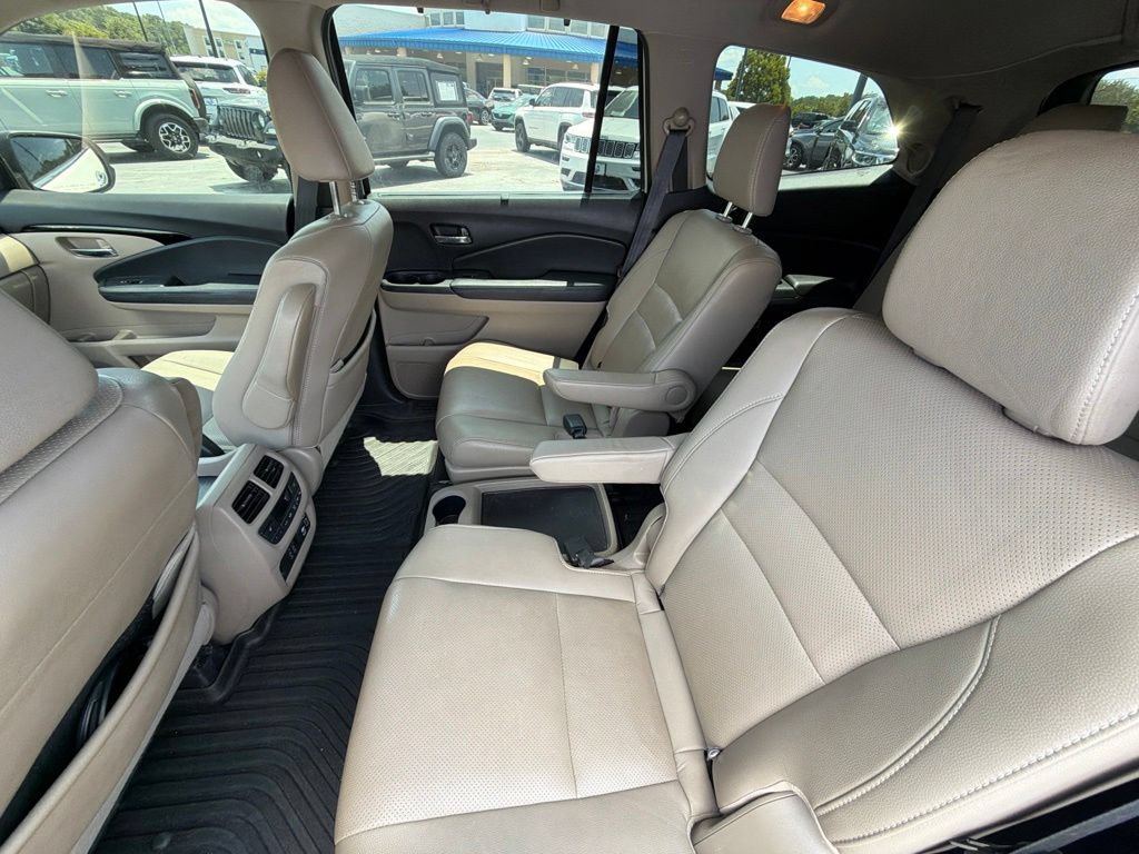 Used 2019 Honda Pilot Elite image 10