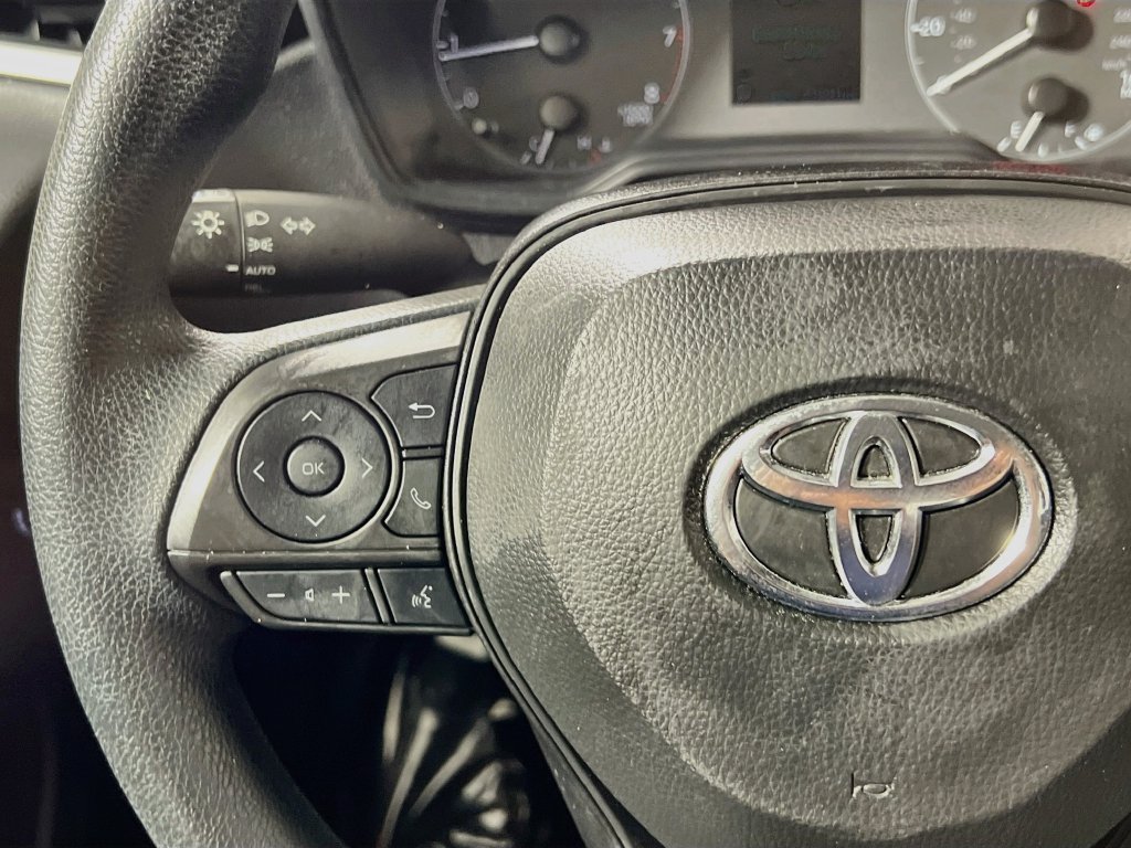Used 2024 Toyota Corolla LE FWD image 16
