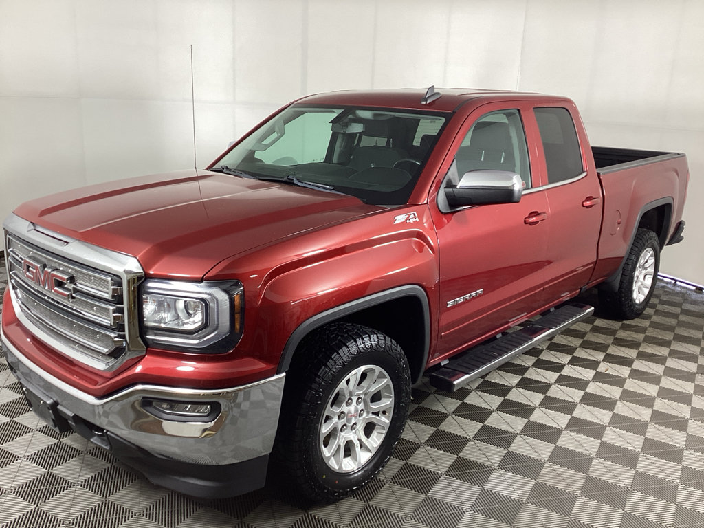 Used 2018 GMC Sierra 1500 SLE w/ Suspension Package, Off-Road AWD/4WD image 5