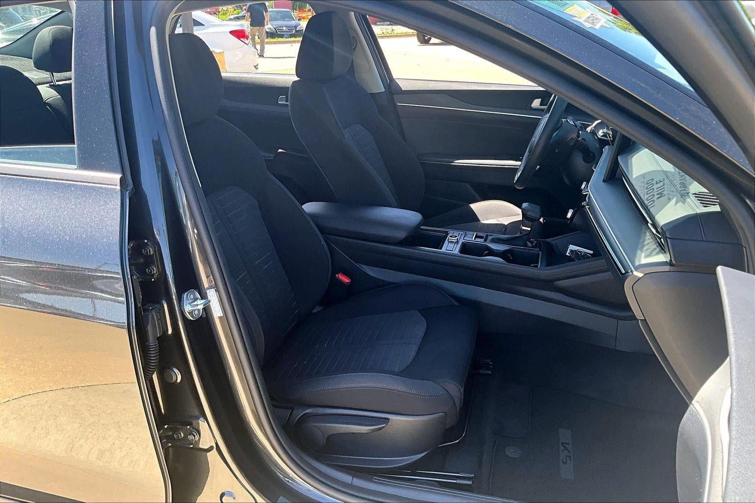 Used 2025 Kia K5 LXS FWD image 29