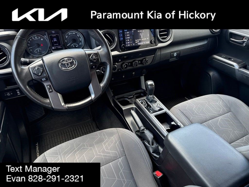 Used 2016 Toyota Tacoma TRD Sport w/ Towing Package AWD/4WD image 15