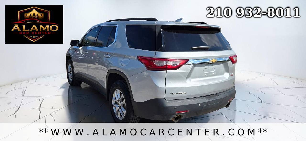 Used 2020 Chevrolet Traverse LT FWD image 3