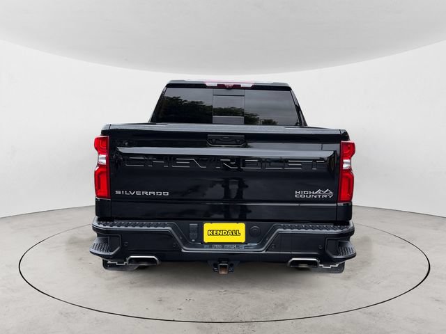 Used 2024 Chevrolet Silverado 1500 High Country w/ High Country Premium Package AWD/4WD image 4