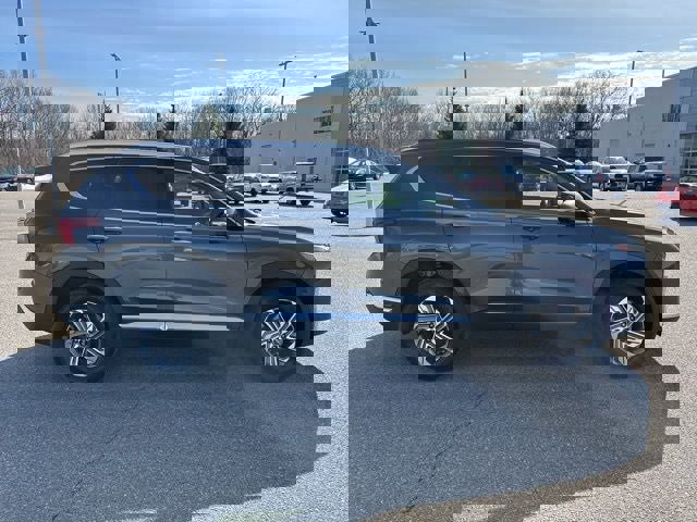Used 2023 Hyundai Santa Fe SEL w/ Premium Package image 13