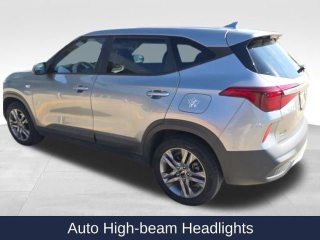 Used 2022 Kia Seltos LX image 10