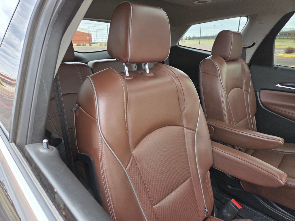 Used 2021 Buick Enclave Avenir w/ Avenir Technology Package AWD/4WD image 42