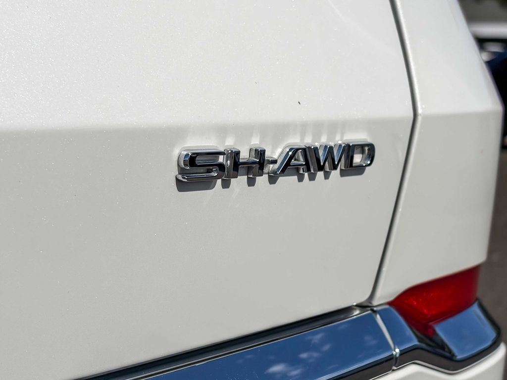 Used 2022 Acura MDX SH-AWD w/ Technology Package image 11