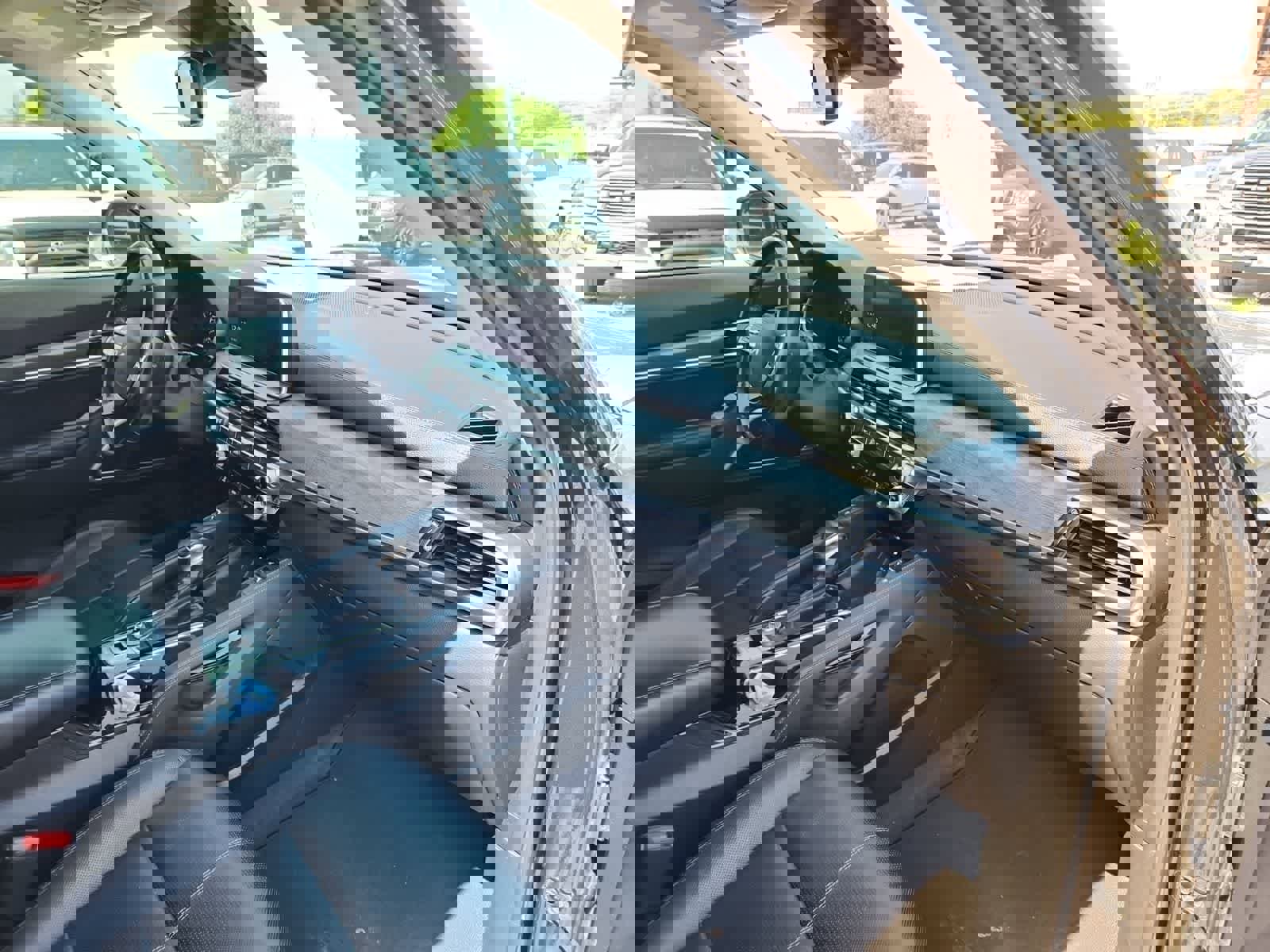 Used 2022 Kia Telluride EX image 17