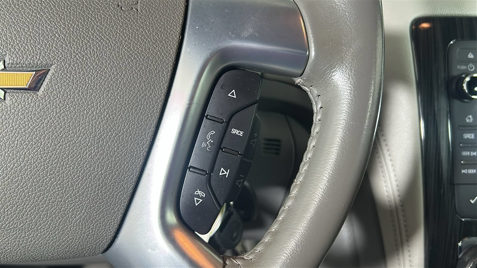 Used 2017 Chevrolet Traverse LT AWD/4WD image 20