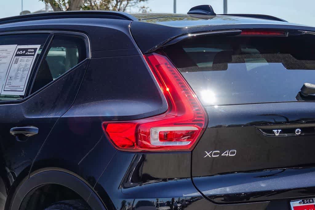 Used 2024 Volvo XC40 B5 Ultimate w/ Protection Package Premier AWD/4WD image 7