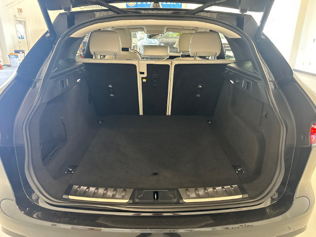 Used 2021 Jaguar F-PACE S AWD/4WD image 29