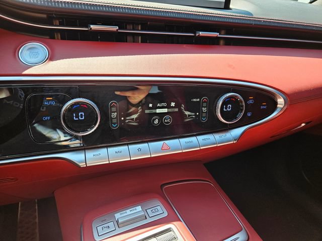Used 2023 Genesis GV70 2.5T w/ Sport Prestige Package AWD/4WD image 32