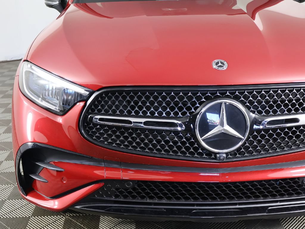 Used 2024 Mercedes-Benz GLC 300 4MATIC w/ AMG Line image 15