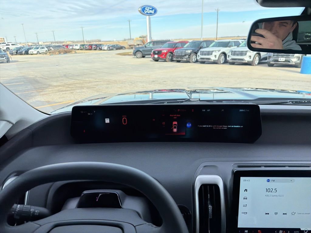 Used 2025 Ford Expedition Max Active AWD/4WD image 13