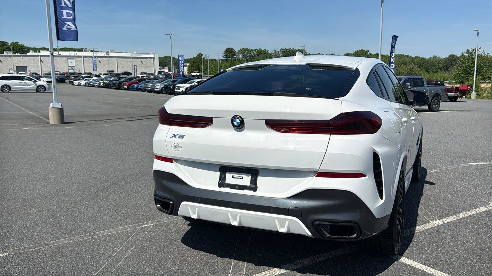 Used 2022 BMW X6 xDrive40i w/ Executive Package AWD/4WD image 6