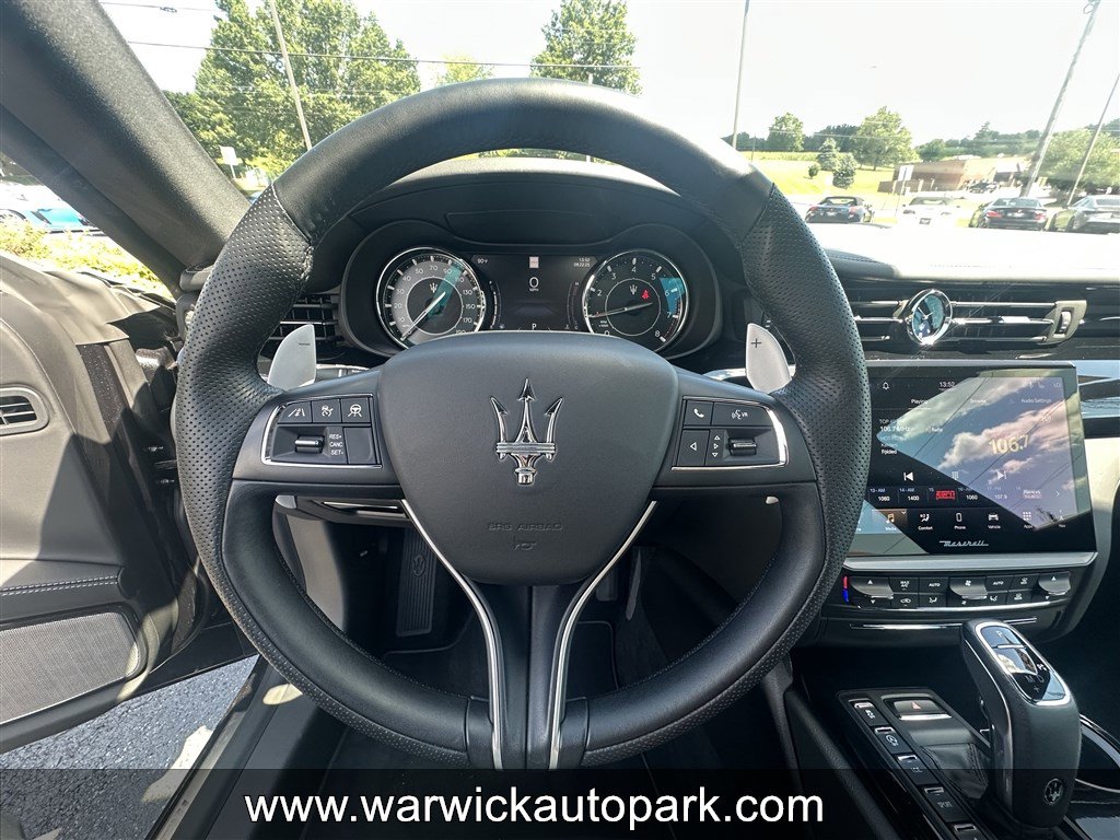 Used 2022 Maserati Quattroporte Modena Q4 image 4