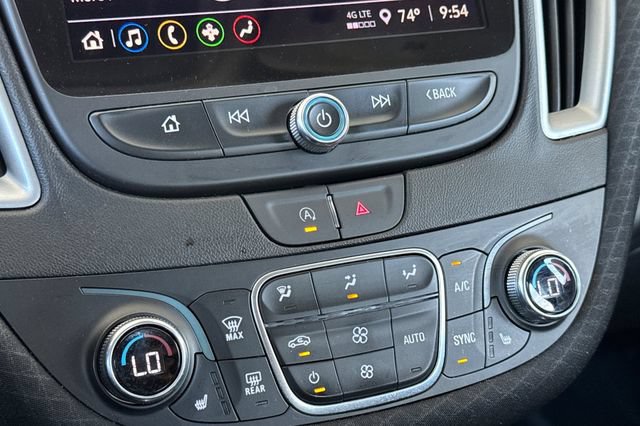 Used 2024 Chevrolet Malibu LT FWD image 31