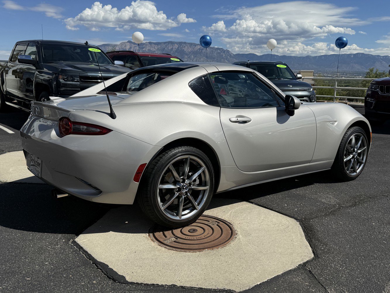 Used 2022 MAZDA MX-5 Miata RF Grand Touring w/ Weather Package image 5