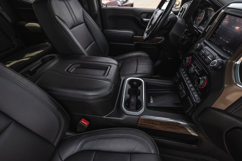 Used 2022 Chevrolet Silverado 1500 High Country w/ Safety Package II image 34