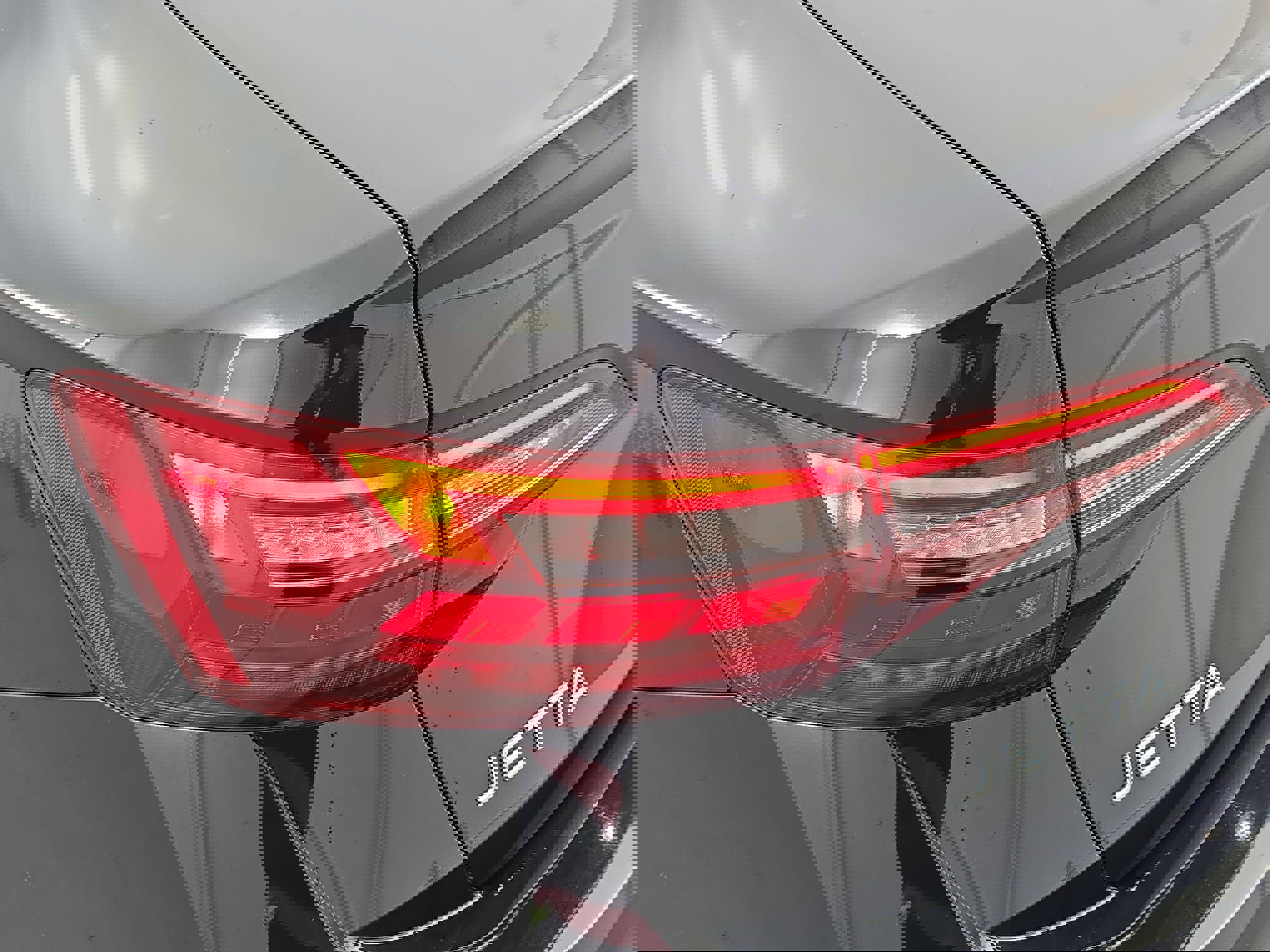 Certified 2024 Volkswagen Jetta SE image 32