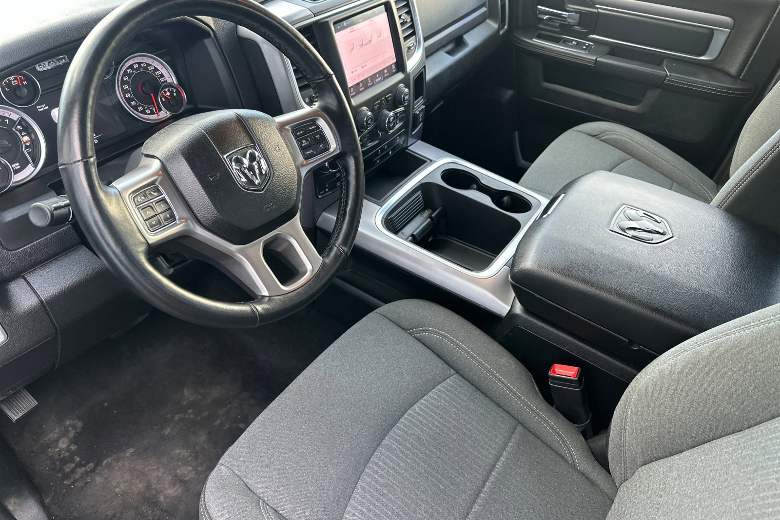 Used 2024 RAM 1500 Classic Warlock image 11