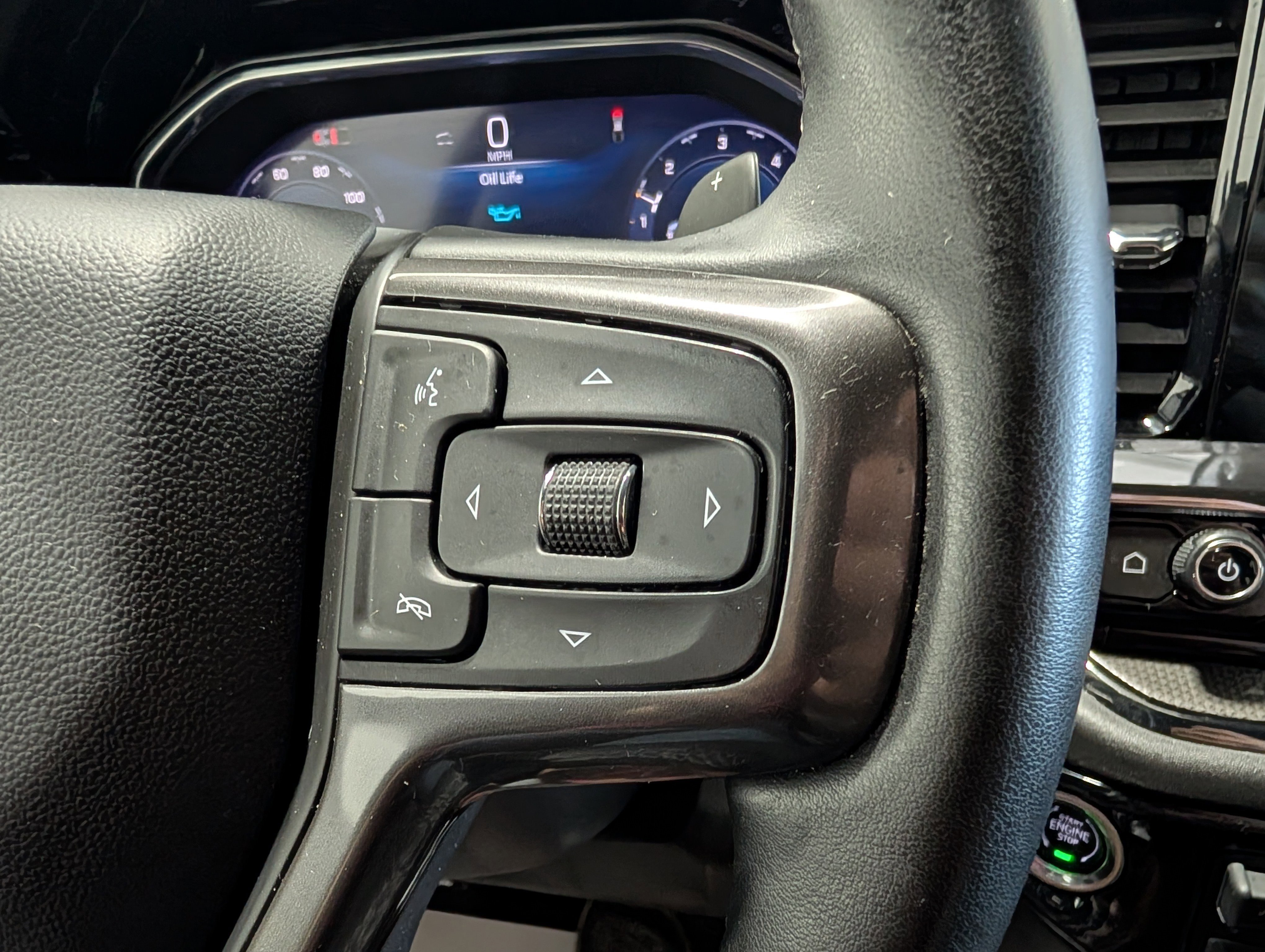 Used 2024 Chevrolet Silverado 1500 ZR2 w/ Technology Package image 28