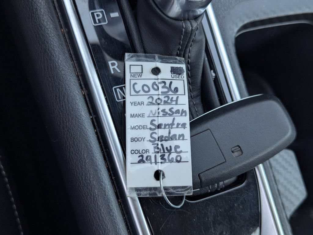 Used 2024 Nissan Sentra SV FWD image 34
