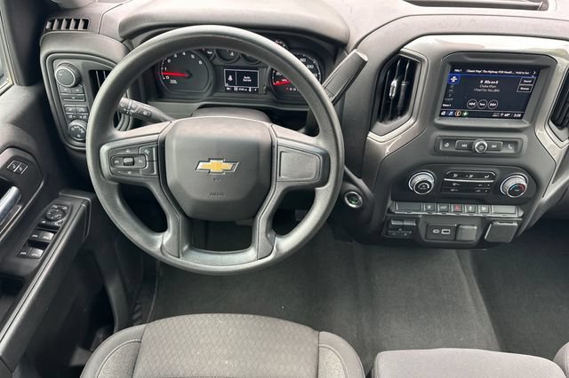 Used 2025 Chevrolet Silverado 2500 Custom w/ Custom Convenience Package AWD/4WD image 16