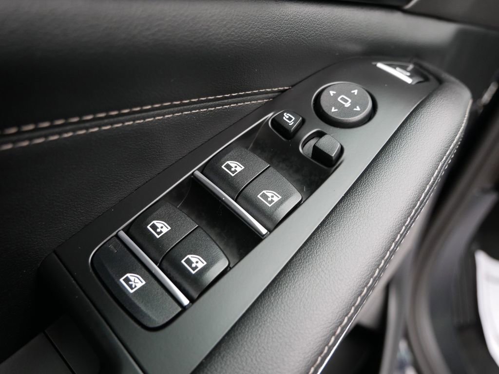 Used 2026 BMW X5 xDrive40i image 16