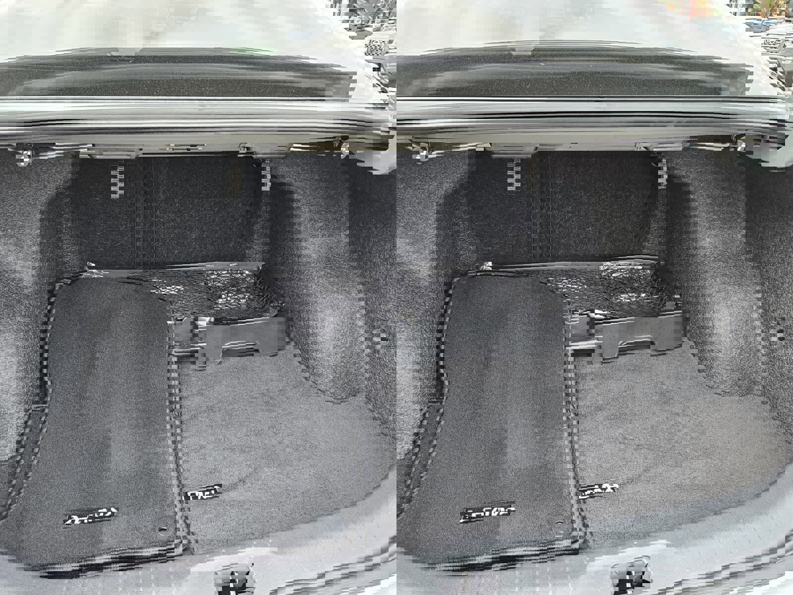 Used 2024 Nissan Altima 2.5 SV image 6