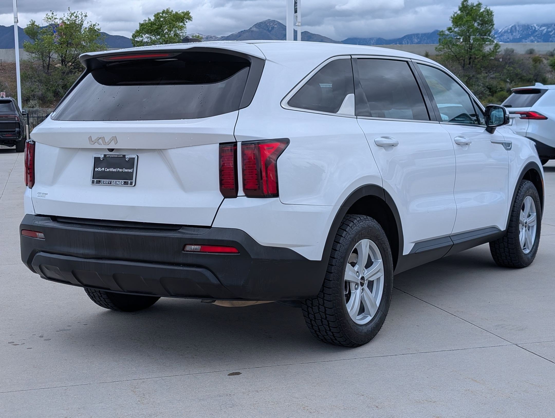 Certified 2022 Kia Sorento LX AWD/4WD image 5