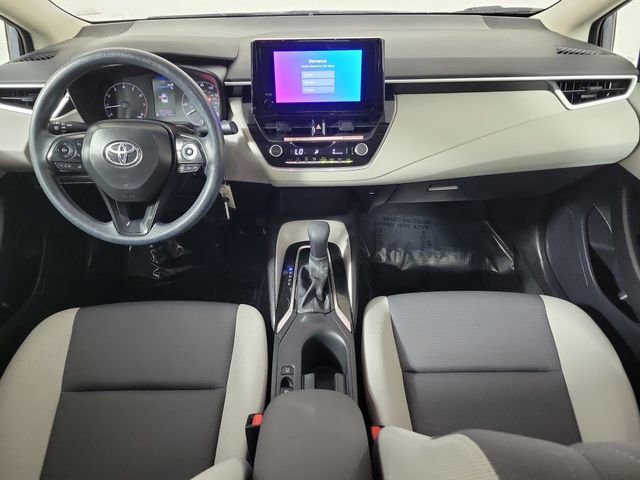 Used 2025 Toyota Corolla LE image 16