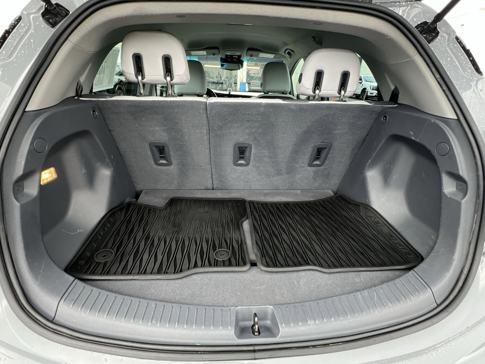 Used 2019 Chevrolet Bolt Premier w/ Infotainment Package image 25