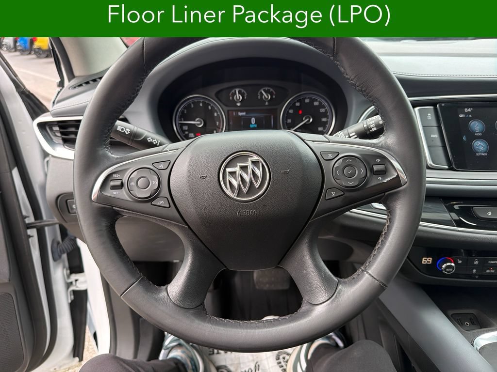 Used 2019 Buick Enclave Essence AWD/4WD image 17